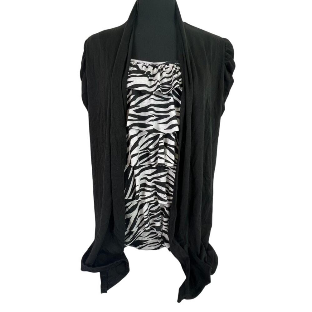 Women's Size L Short Sleeve Dress Shirt Ruffle Zebra Print Black Andrea & Missy